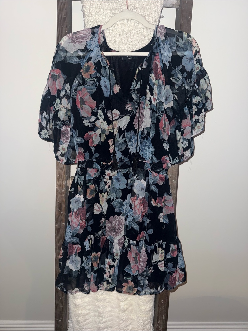 Vici Navy Blue Floral V-Neck Ruffled Mini Dress